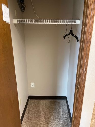 601 4th St, Brookings, SD 57006